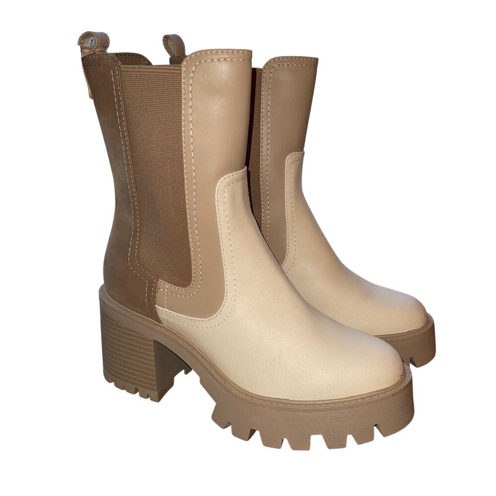 MIA Remi Beige Platform Chelsea Pull-on Boot Women's Sz 9